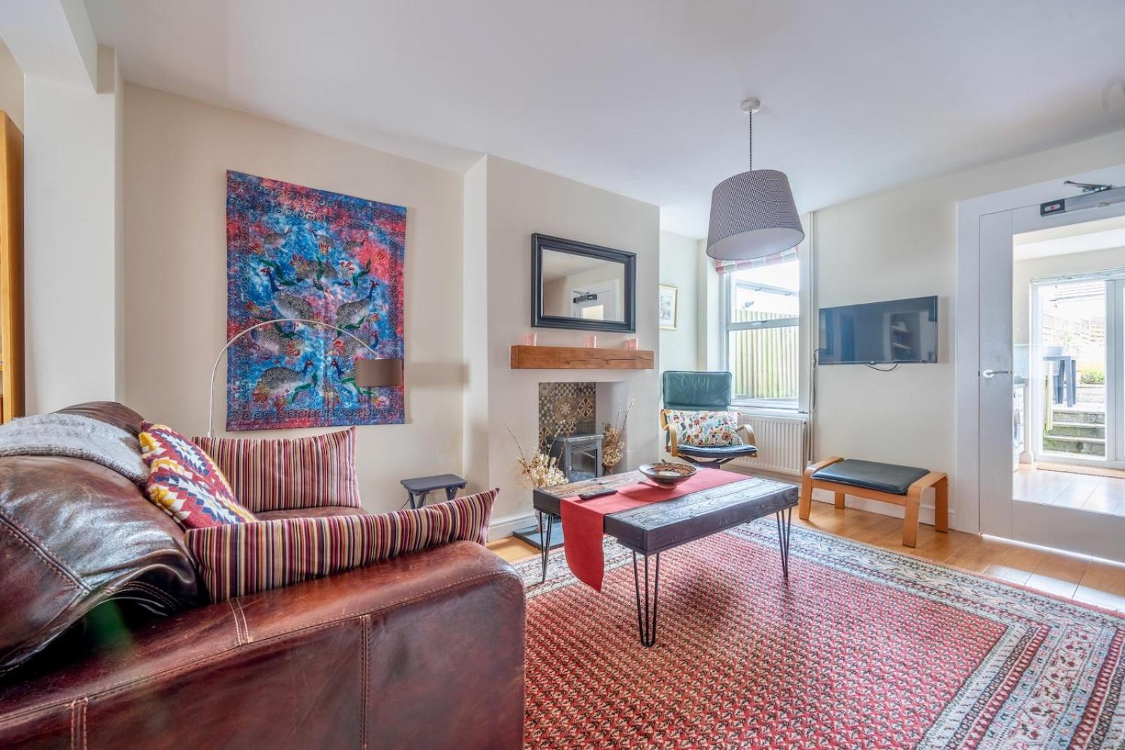 Chic 2-Bedroom Townhouse In Vibrant Abergavenny Zewnętrze zdjęcie